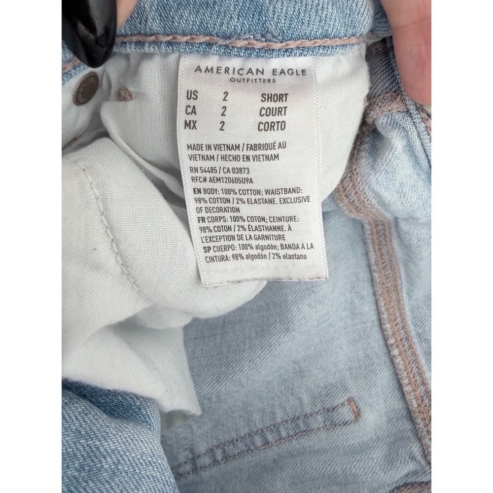 American Eagle Outfitters Mom Jeans Light Distressed Denim Women's Size 2 Short - Picture 5 of 6
